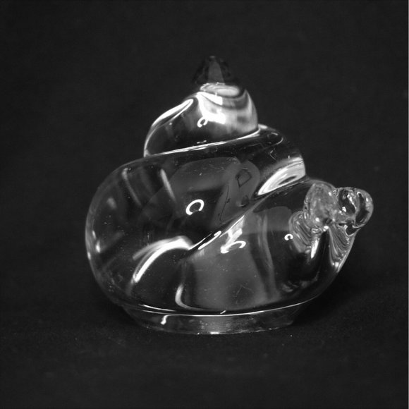 Kosta Boda Crystal Snail Paperweight Figurine 2" Signed WH5590 - Picture 5 of 12